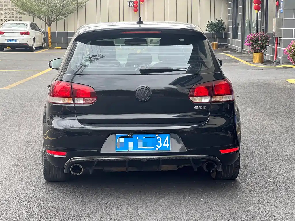 VOLKSWAGEN GOLF GTI 2013