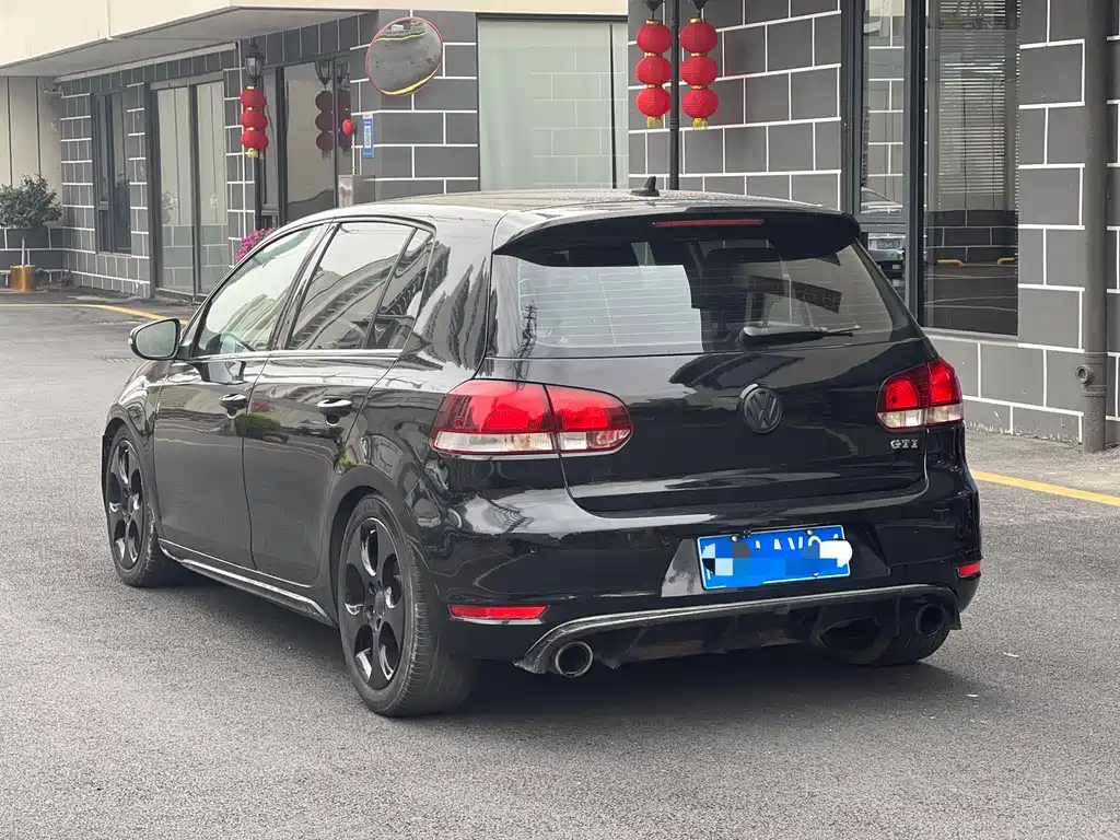 VOLKSWAGEN GOLF GTI 2013