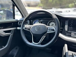 VOLKSWAGEN TOUAREG  2021 YEAR 2.0TSI SHARP  EDITION 2021