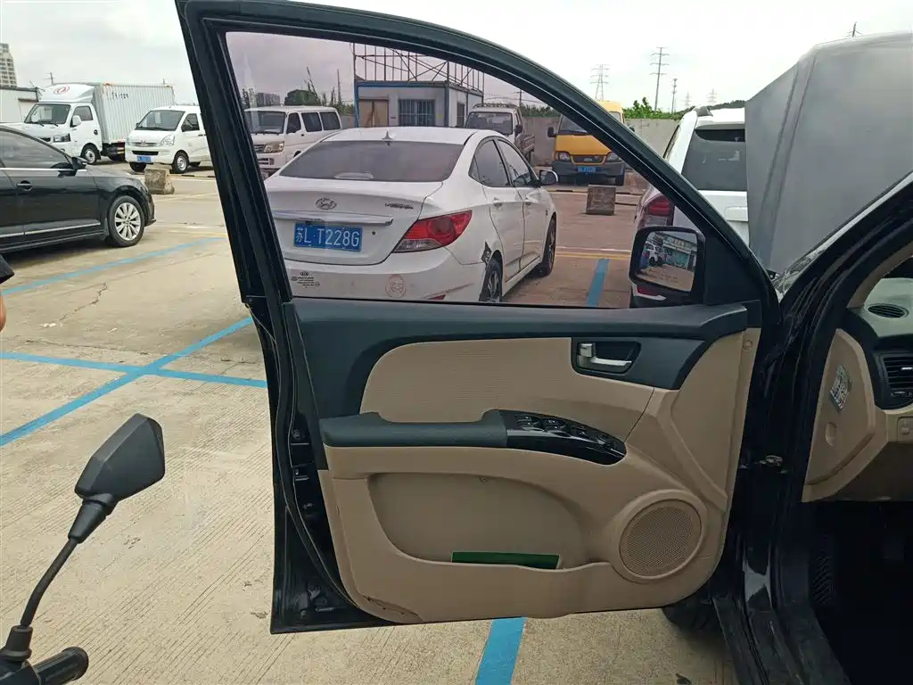 KIA SPORTAGE 2013