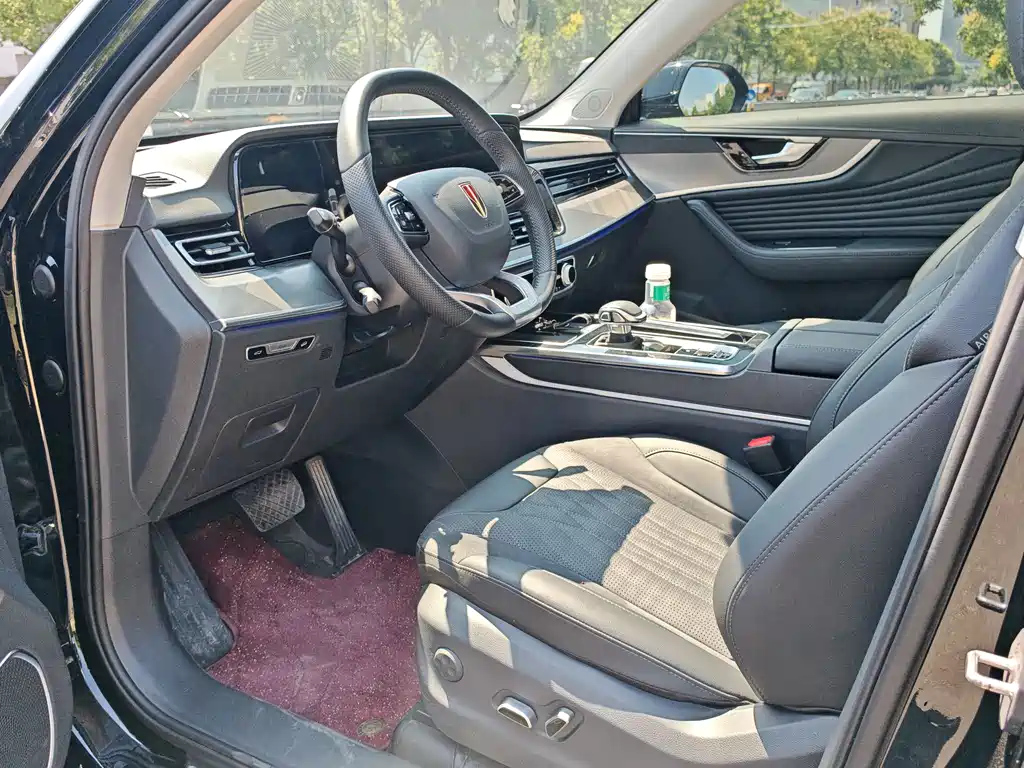 HONGQI HS5 2023
