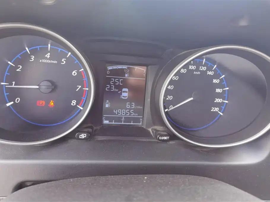 DONGFENG JOYEAR X5 2015