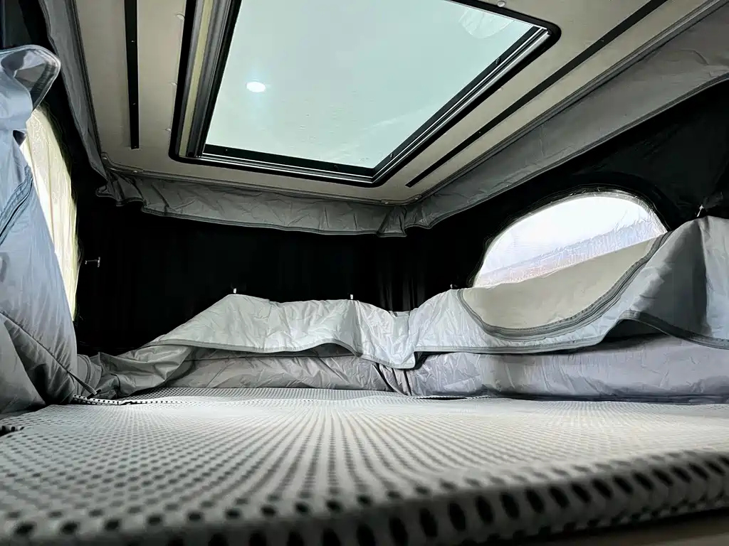 FORD TRANSIT 2025