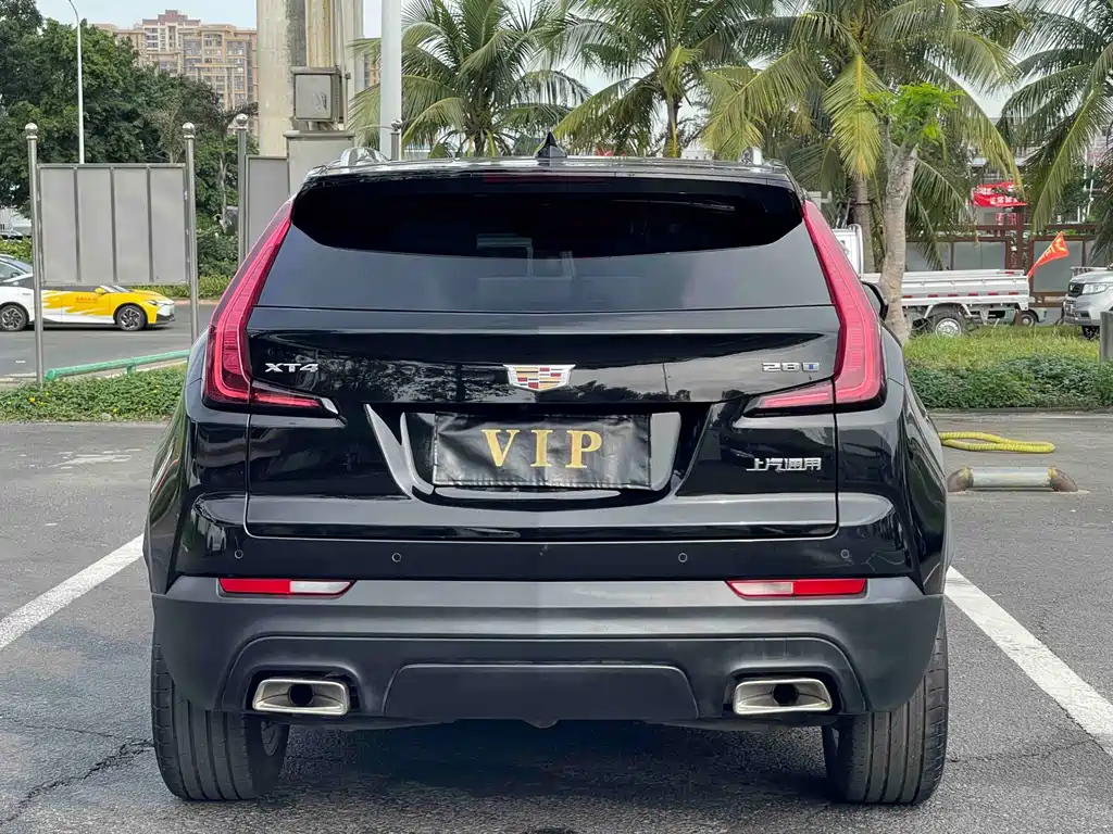 CADILLAC XT4 2022