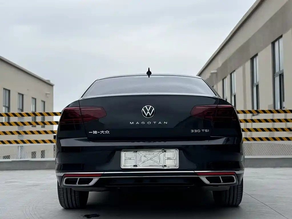VOLKSWAGEN MAGOTAN 2025