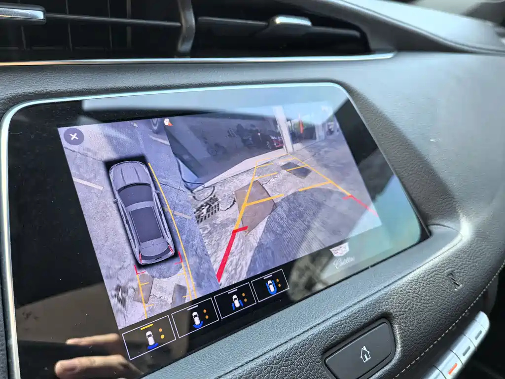 CADILLAC XT4 2021