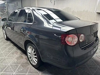 VOLKSWAGEN SAGITAR 2008