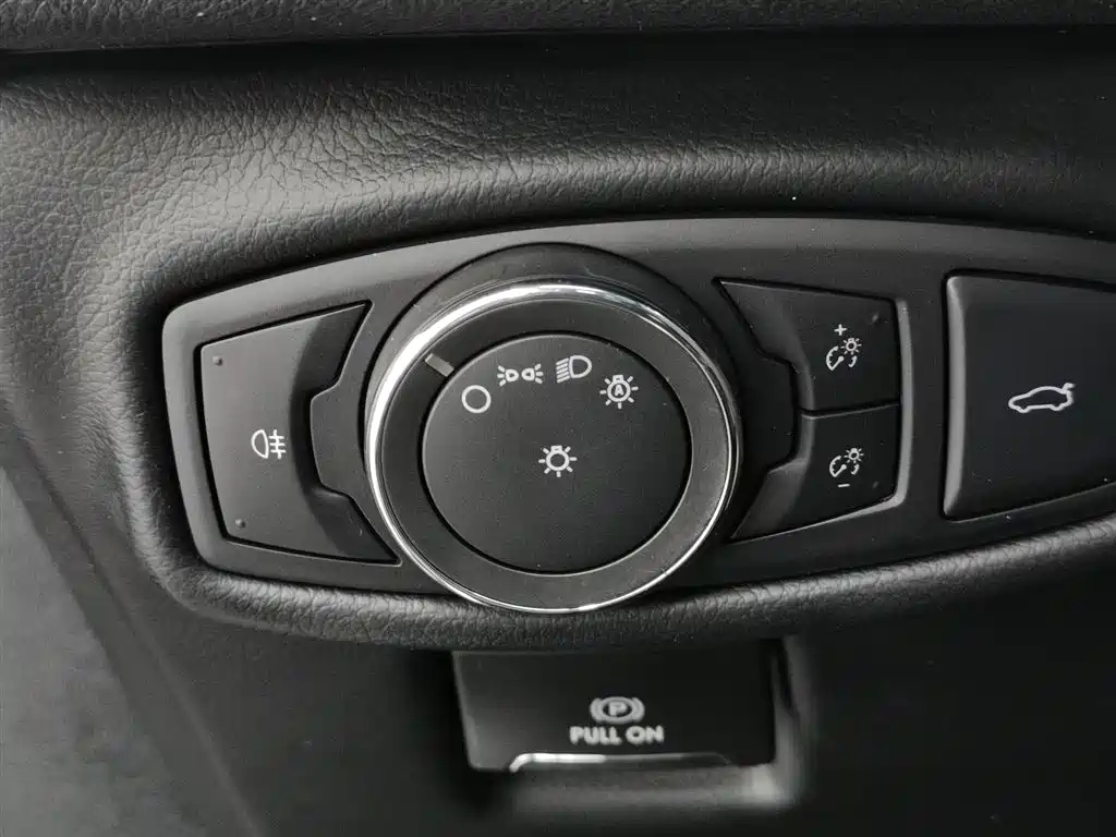 LINCOLN MKZ 2017