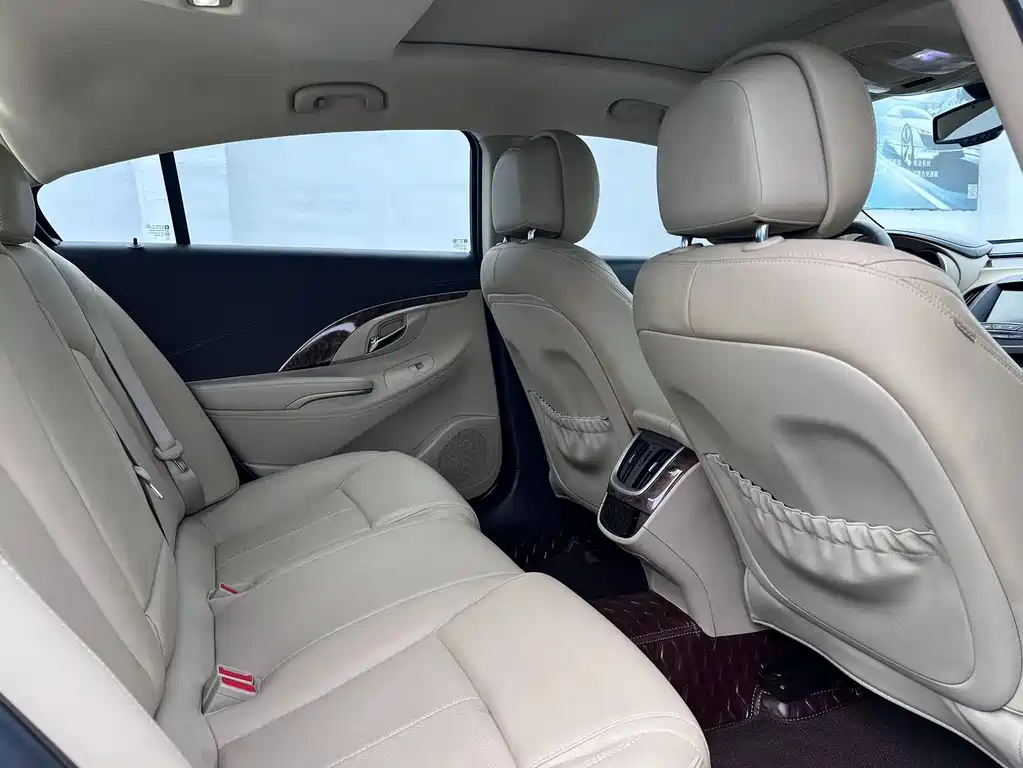 BUICK LACROSSE 2013