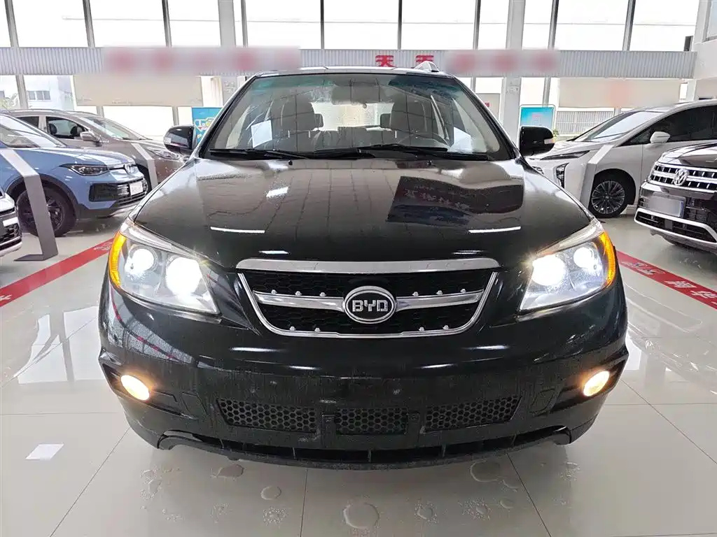 BYD S6 2014