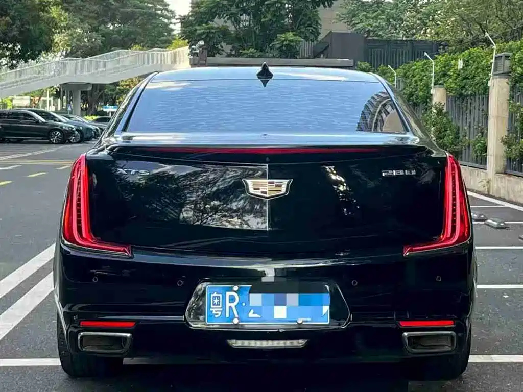 CADILLAC XTS 2018