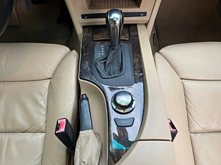 BMW 5-SERIES 2005 YEAR 530I 2005