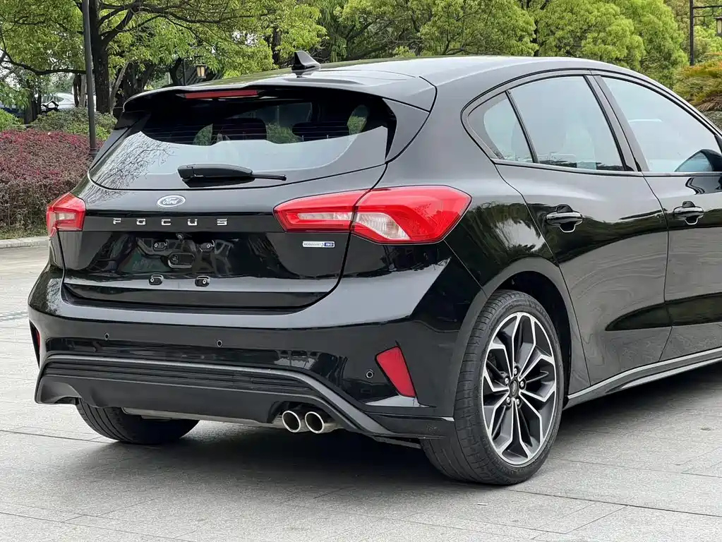 FORD FOCUS 2020