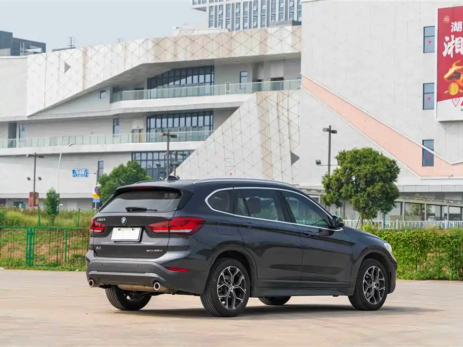 BMW X1 2021