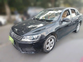 VOLKSWAGEN BORA 2014