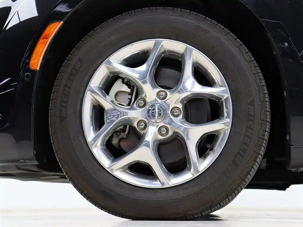 CHRYSLER OTHER 2017