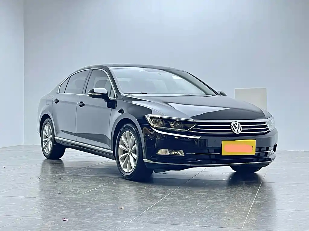 VOLKSWAGEN MAGOTAN 2019