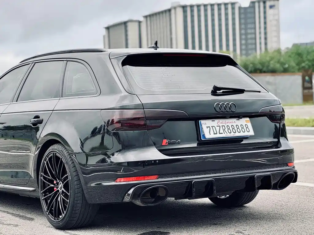 AUDI A4 IMPORT 2020
