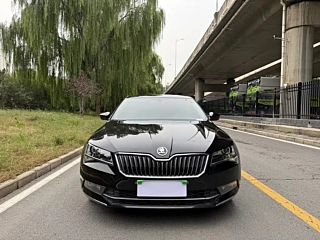 SKODA SUPERB 2017