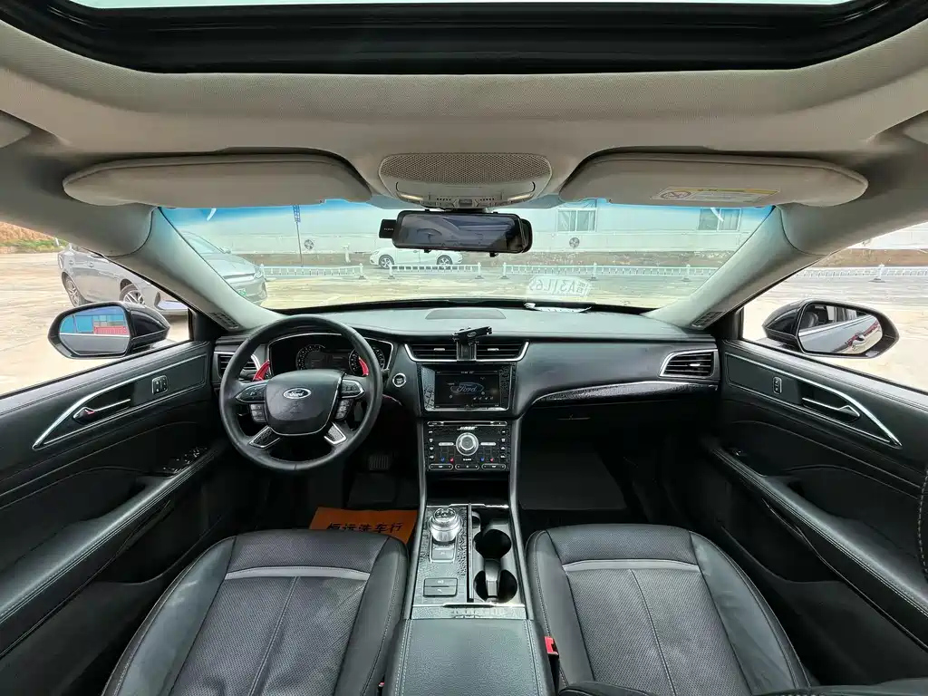 FORD TAURUS 2016
