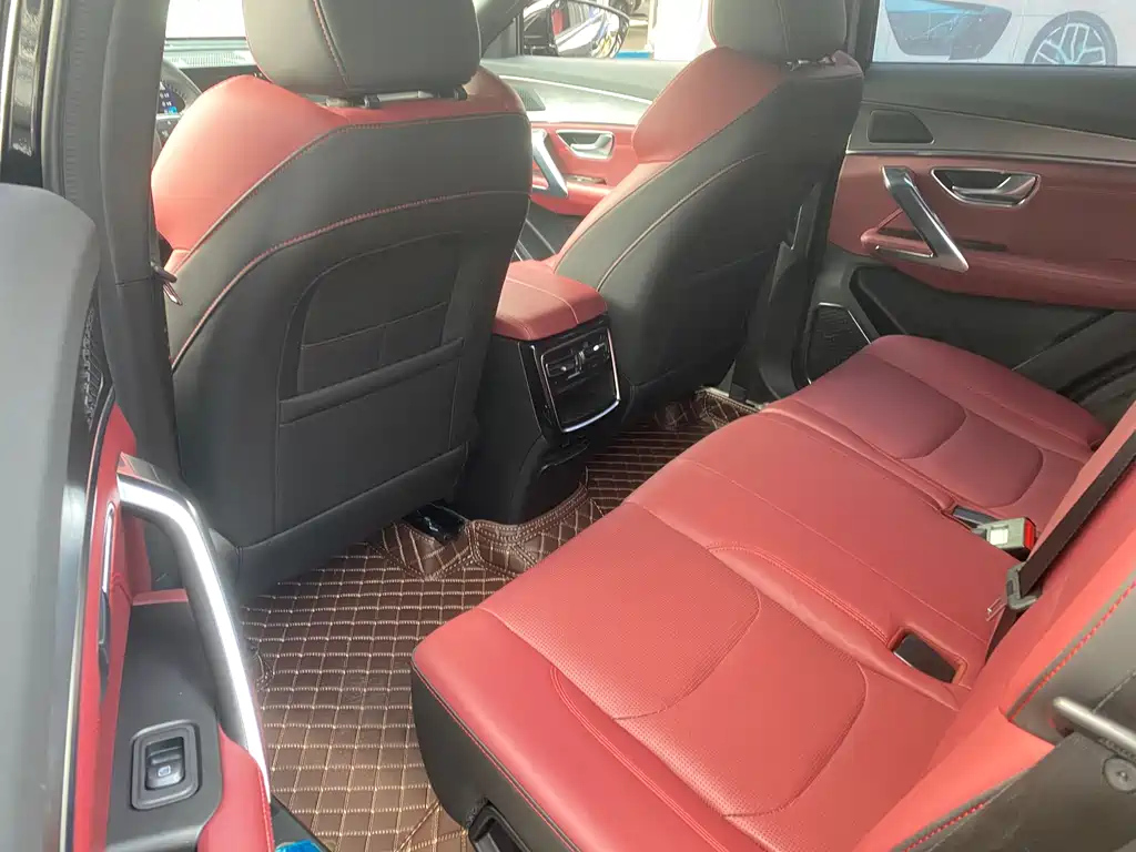 JETOUR X70 PLUS 2021