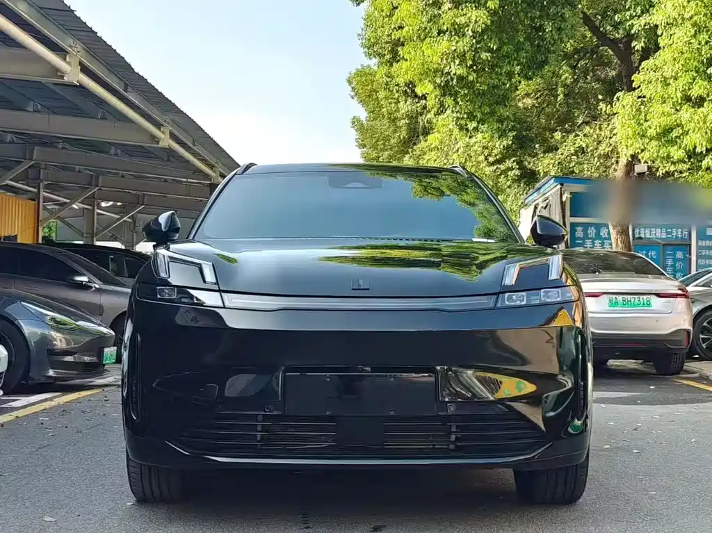 LYNK&CO 08 NEW ENERGY 2024