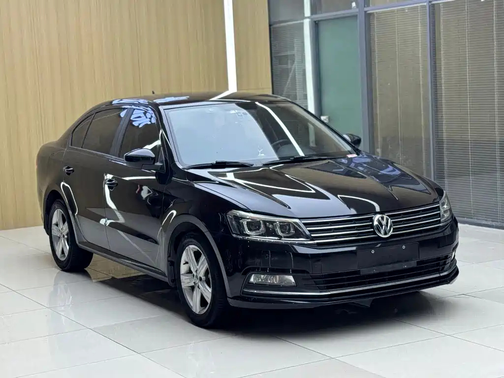 VOLKSWAGEN LAVIDA 2018