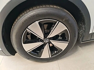 VOLKSWAGEN ID.4 X  2025 YEAR  YEAR  SMART EDITION 2025