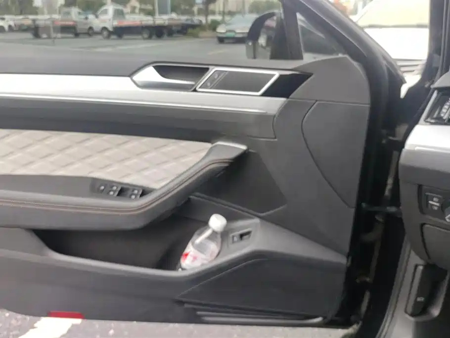 car slider