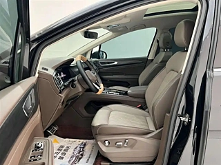 VOLKSWAGEN VILORAN 2024 YEAR 380TSI EDITION 2024