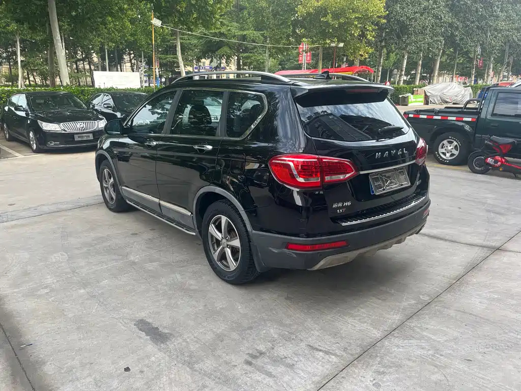 HAVAL H6 2015