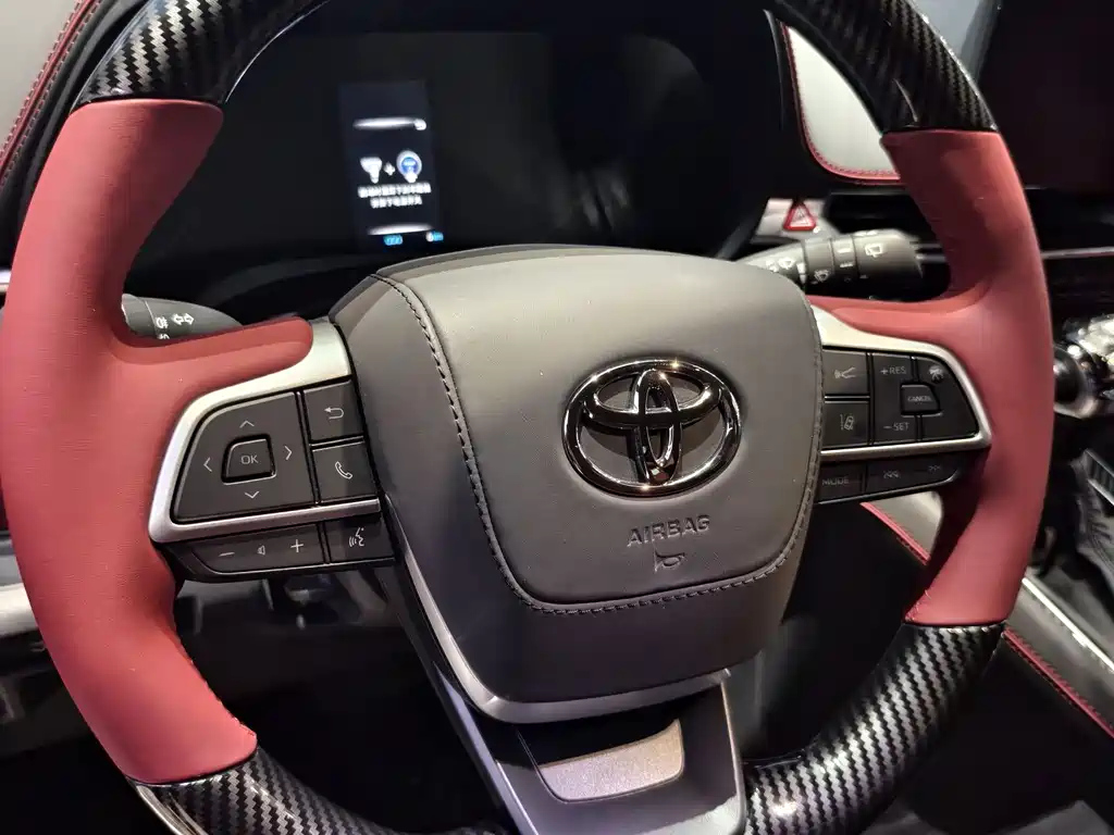 TOYOTA SIENNA SIENNA 2025