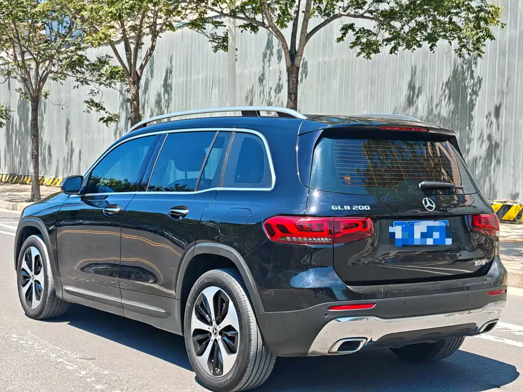 MERCEDES BENZ GLB 2021