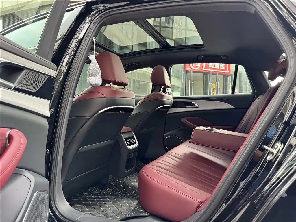 HONGQI H5 2025