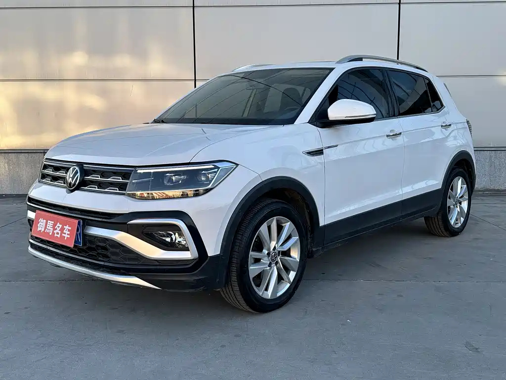 VOLKSWAGEN T-CROSS 2021