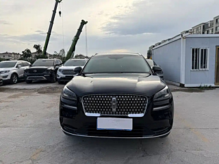 LINCOLN ADVENTURER 2021