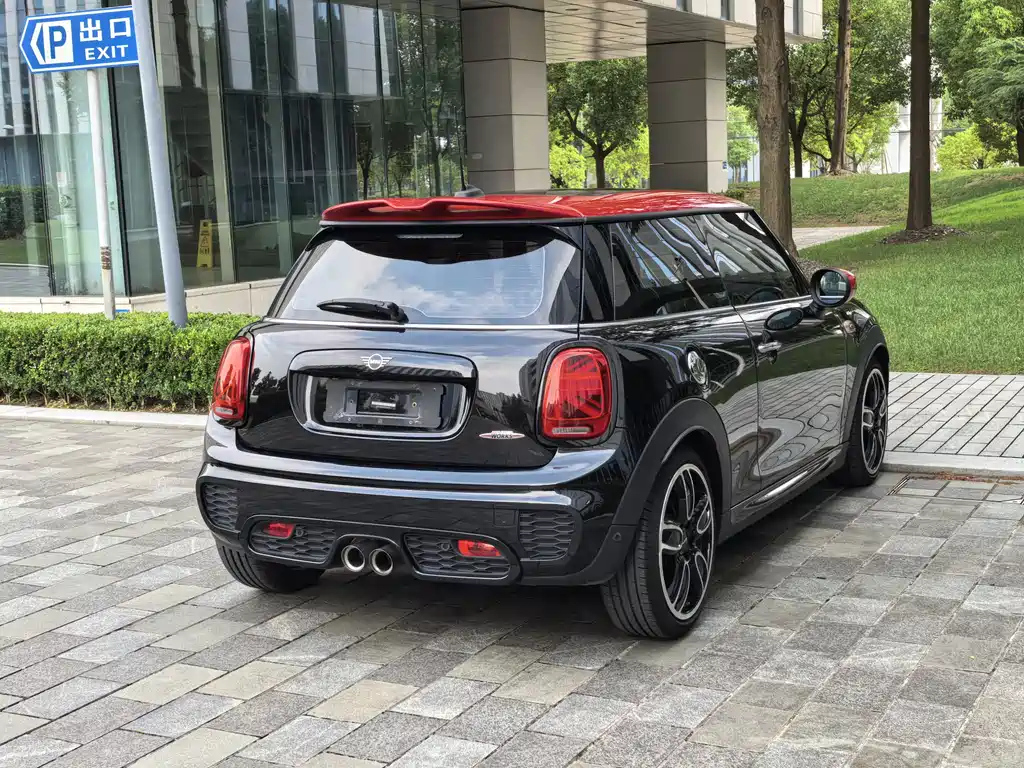 MINI JCW 2020