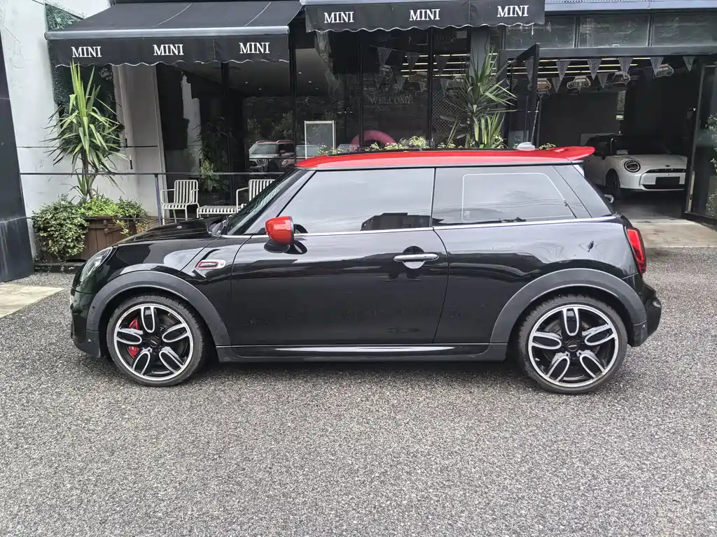 MINI JCW 2021