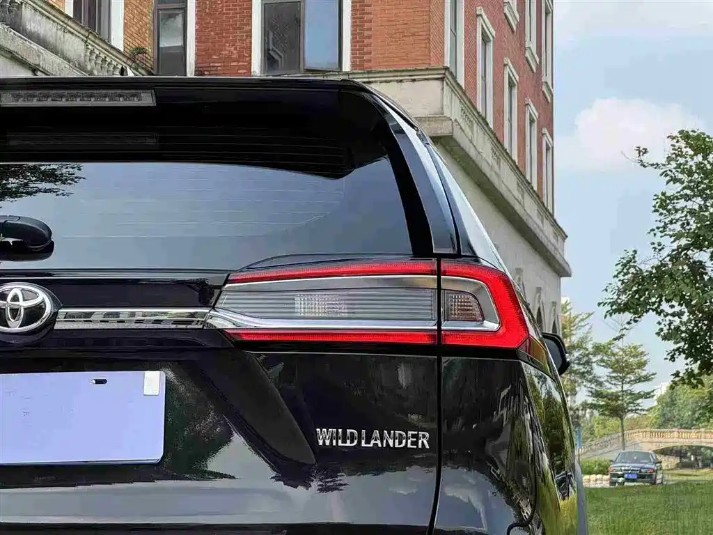 TOYOTA WILDLANDER 2023