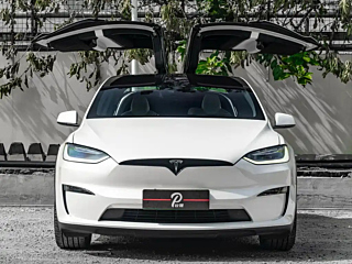 TESLA MODEL X 2023