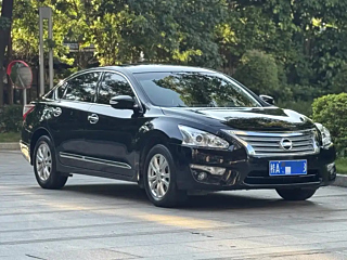 NISSAN TEANA 2015