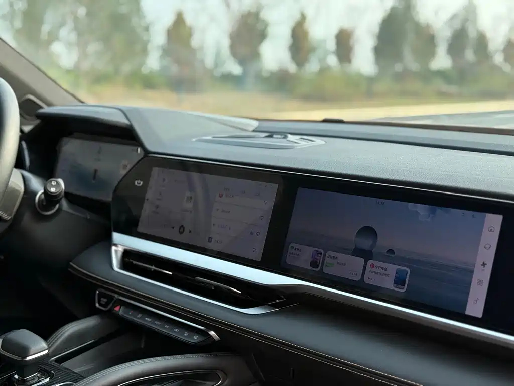 GEELY AUTO MONJARO 2025