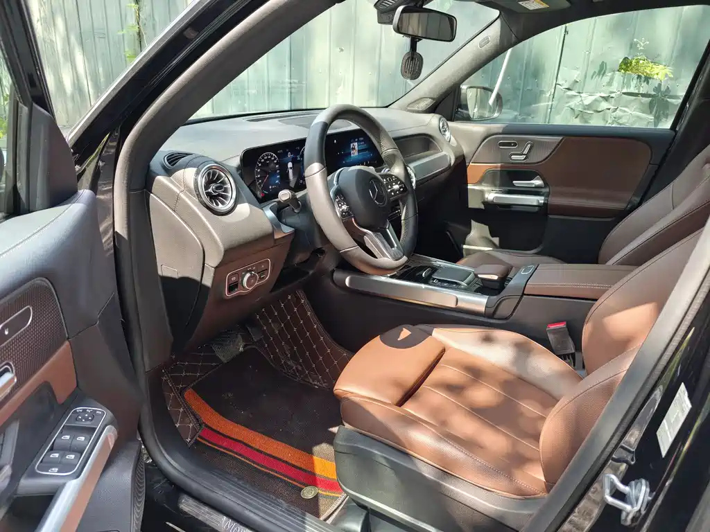 MERCEDES BENZ GLB 2022