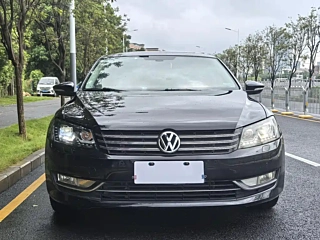 VOLKSWAGEN PASSAT 2013