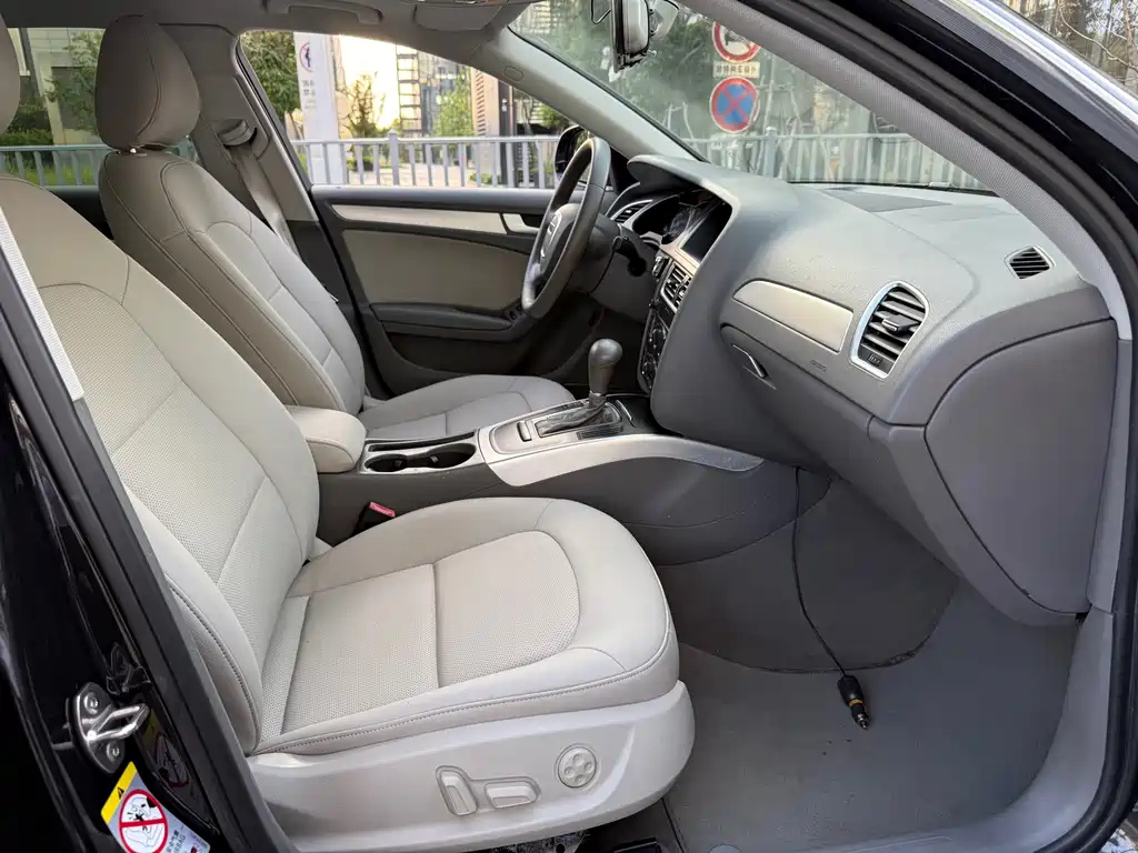 AUDI A4L 2009