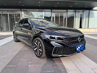 VOLKSWAGEN PASSAT 2022
