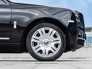 ROLLS ROYCE CULLINAN 2018 YEAR SEATS EDITION 2018