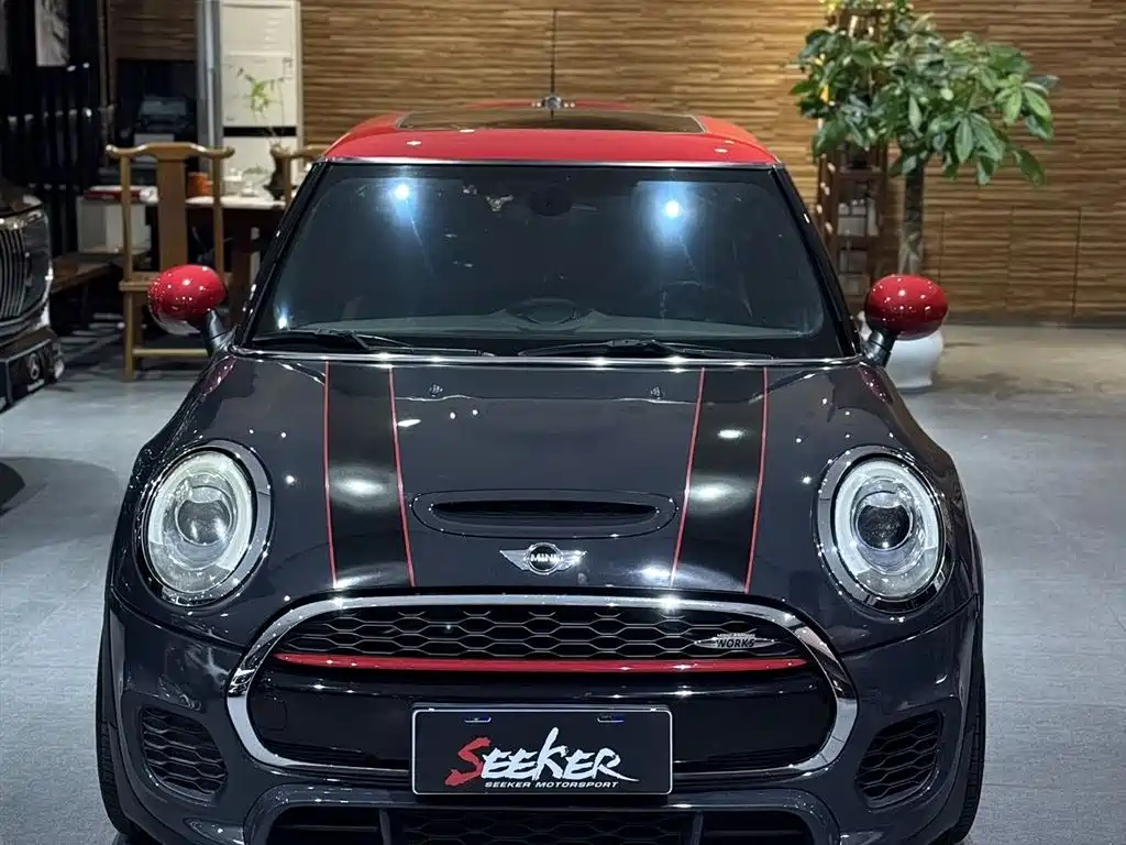 MINI JCW 2017