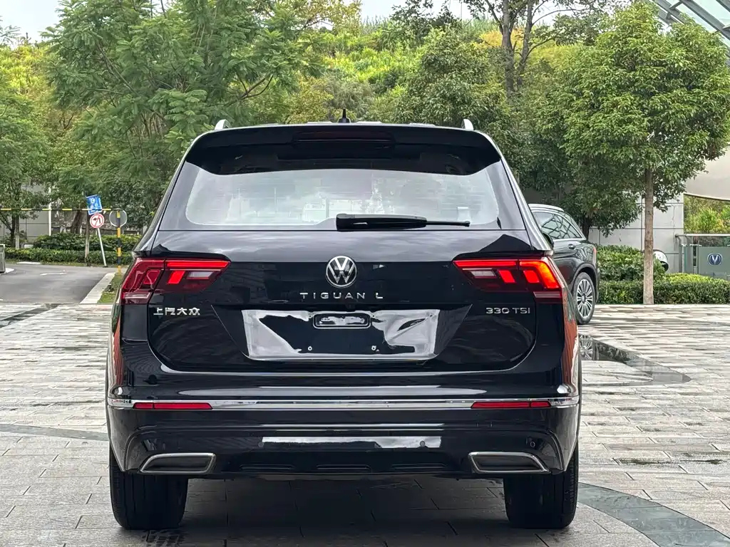VOLKSWAGEN TIGUAN L 2021