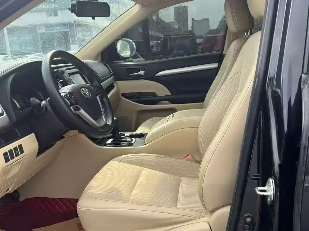 TOYOTA HIGHLANDER 2018